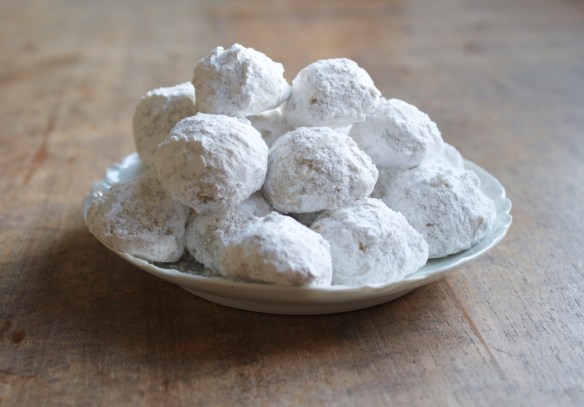 Pecan Snowball Cookies